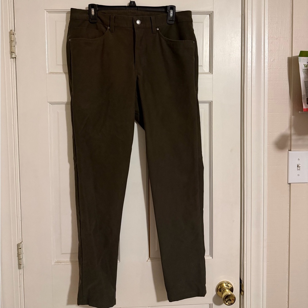 Lululemon Athletica Khaki Green Trousers